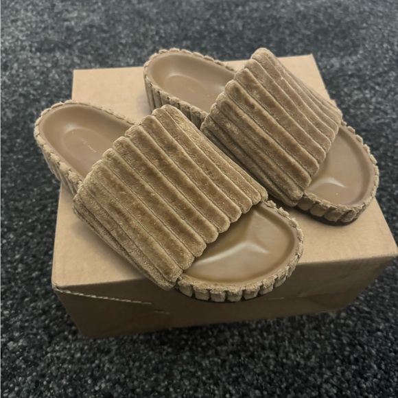 Celine Boxy Slides - Picture 1 of 10